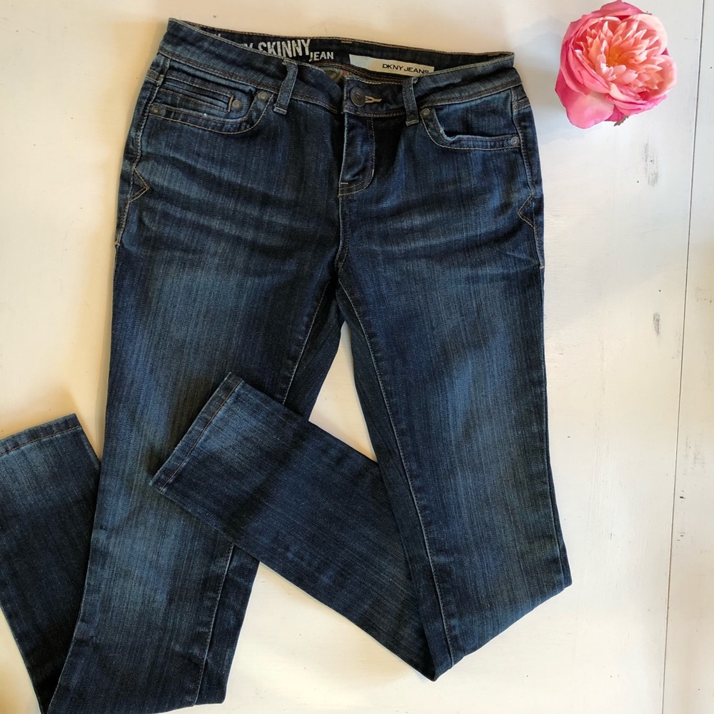 💕 DKNY City Skinny Jeans